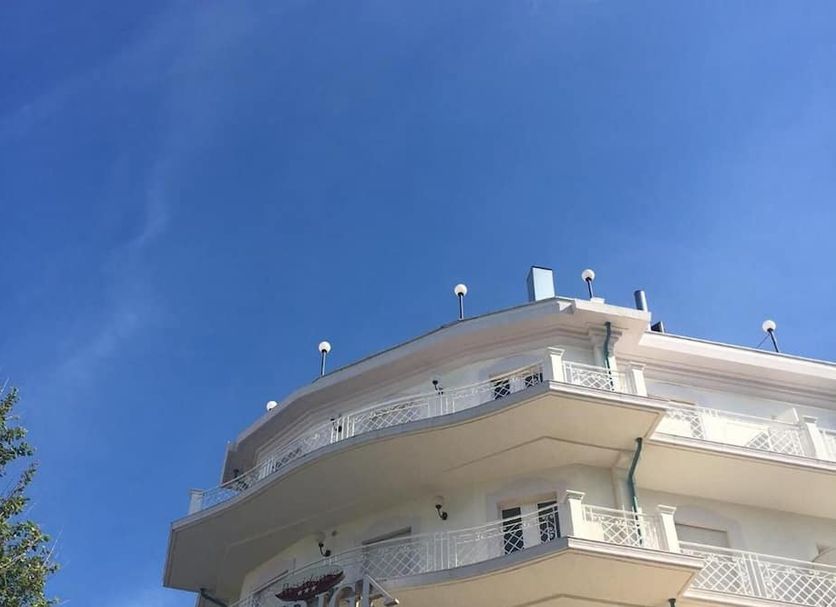 Otro Foto