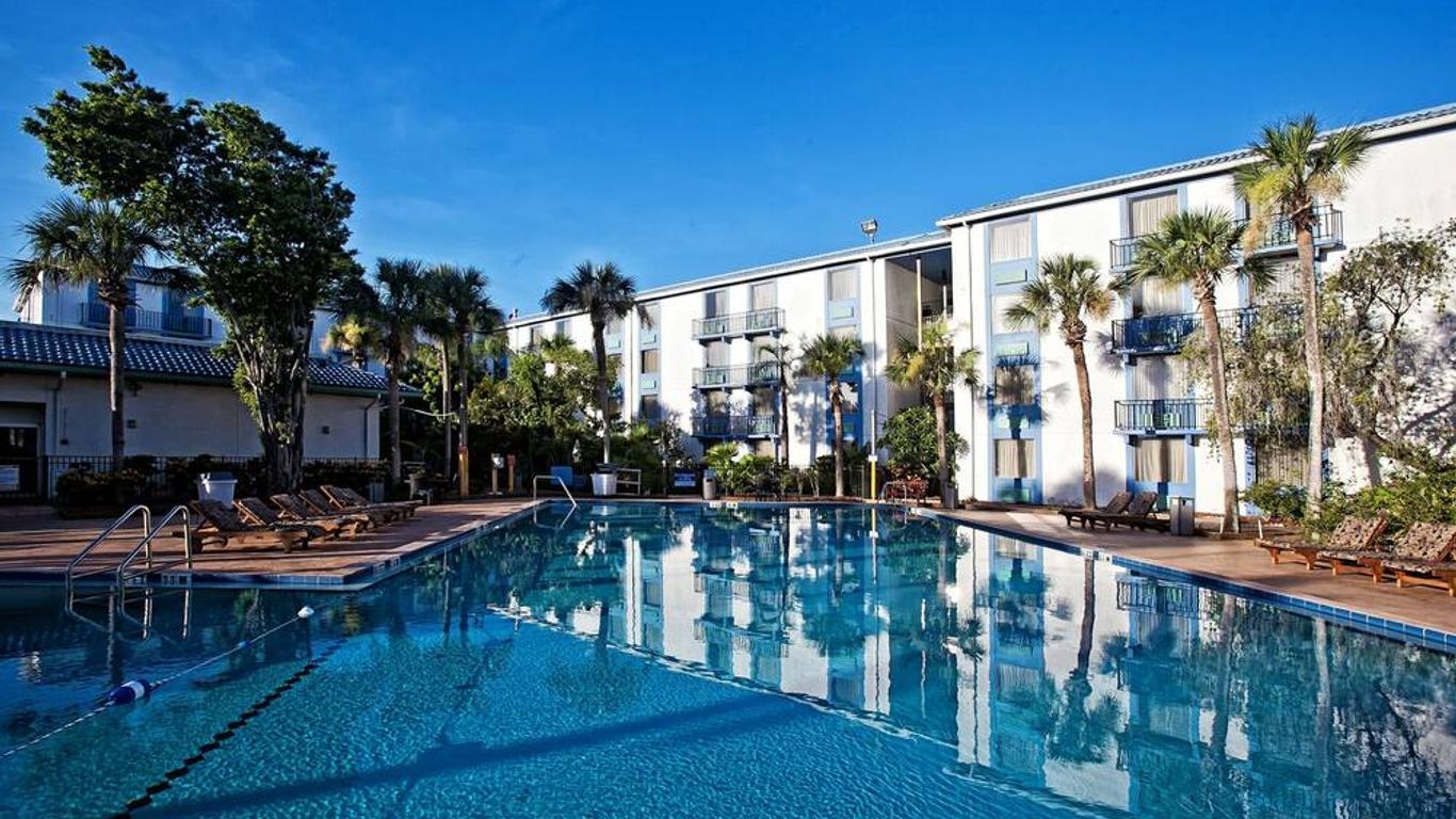 Monumental Movieland Hotel