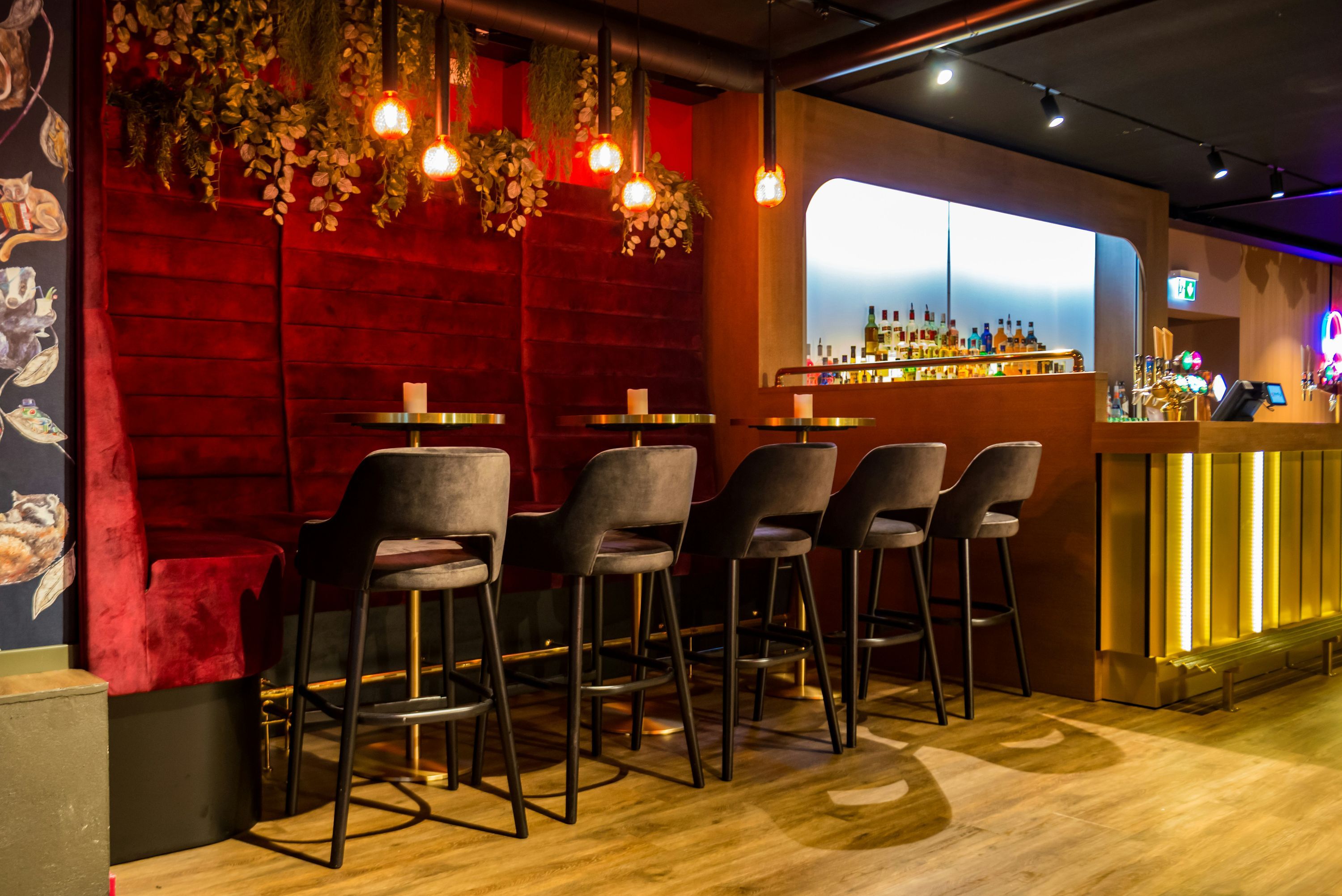 Bar
