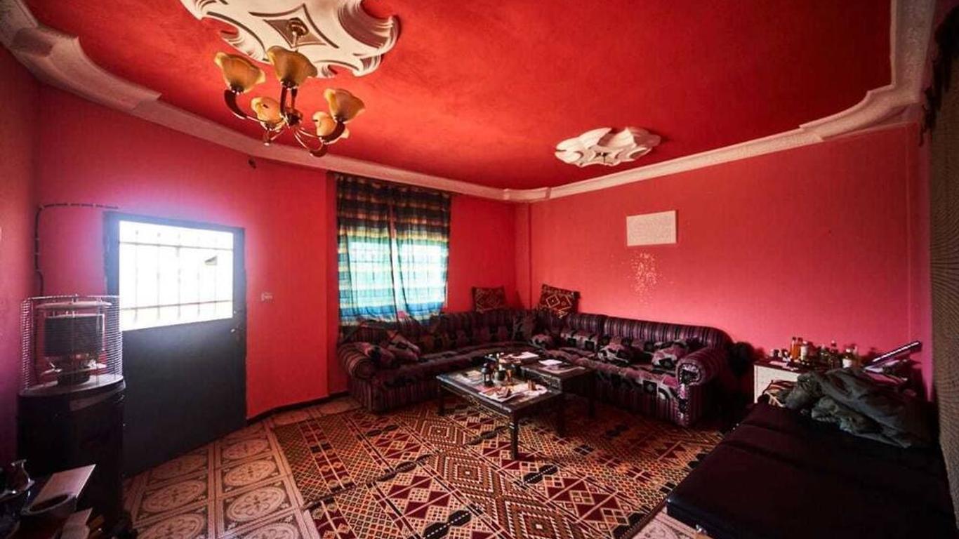 Bedouin Pink Ecohouse - Hostel
