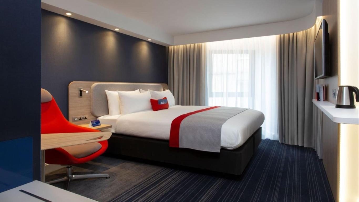 Holiday Inn Express Edinburgh City Centre, An IHG Hotel