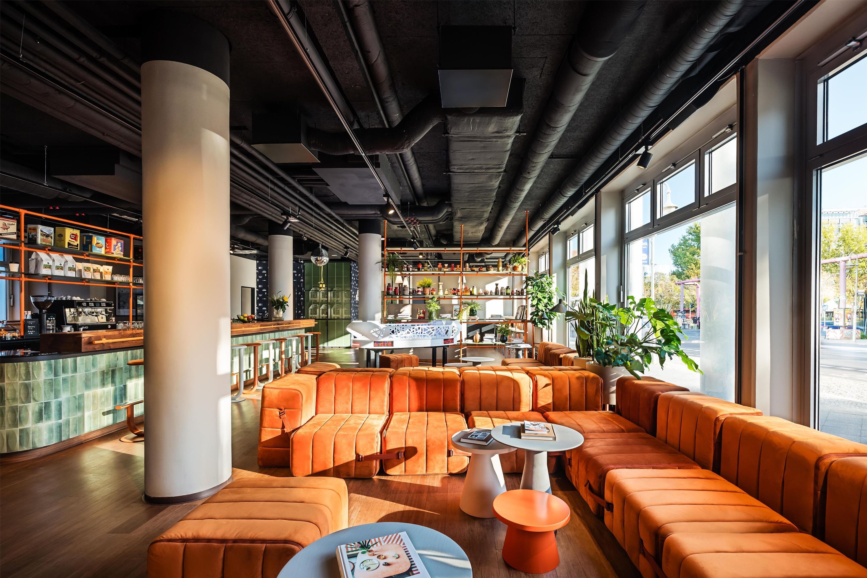 Bar