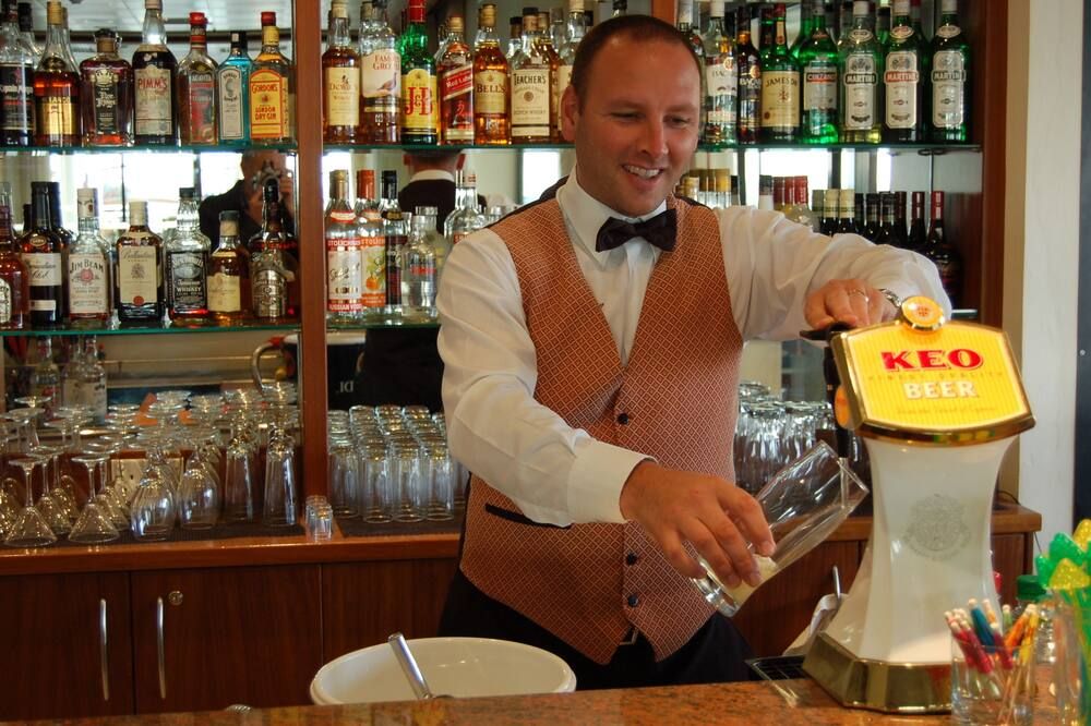 Bar
