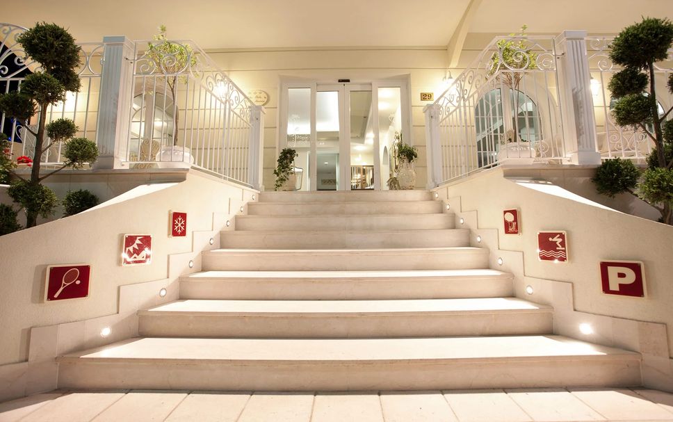 Entrada del hotel Foto