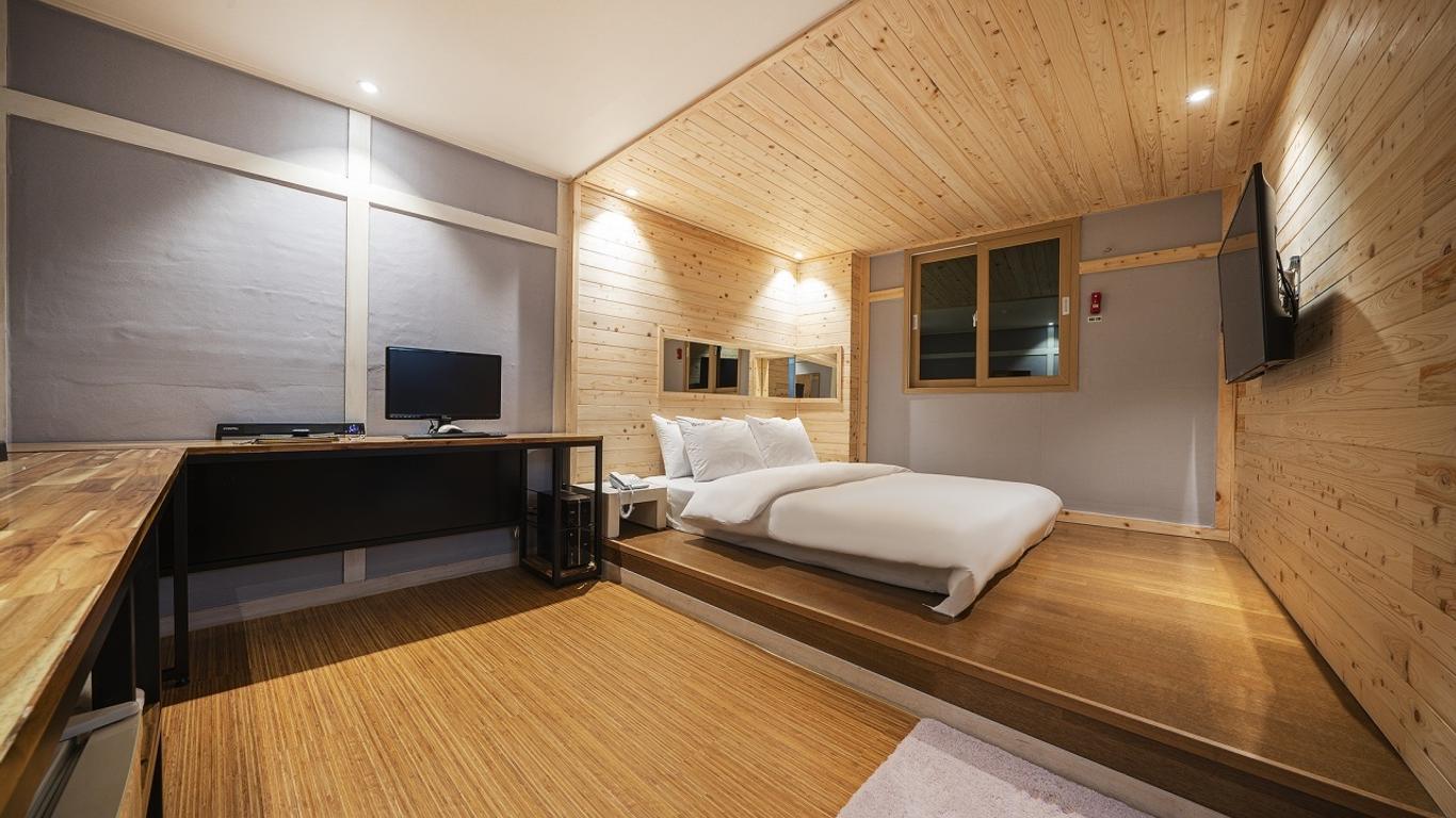 Hotel S Shinchon