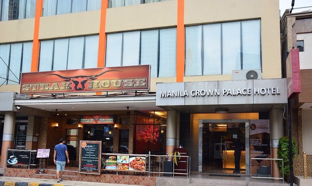 Entrada del hotel